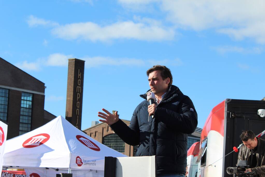 Bijeenkomst Forum met Thierry Baudet trekt veel belangstelling