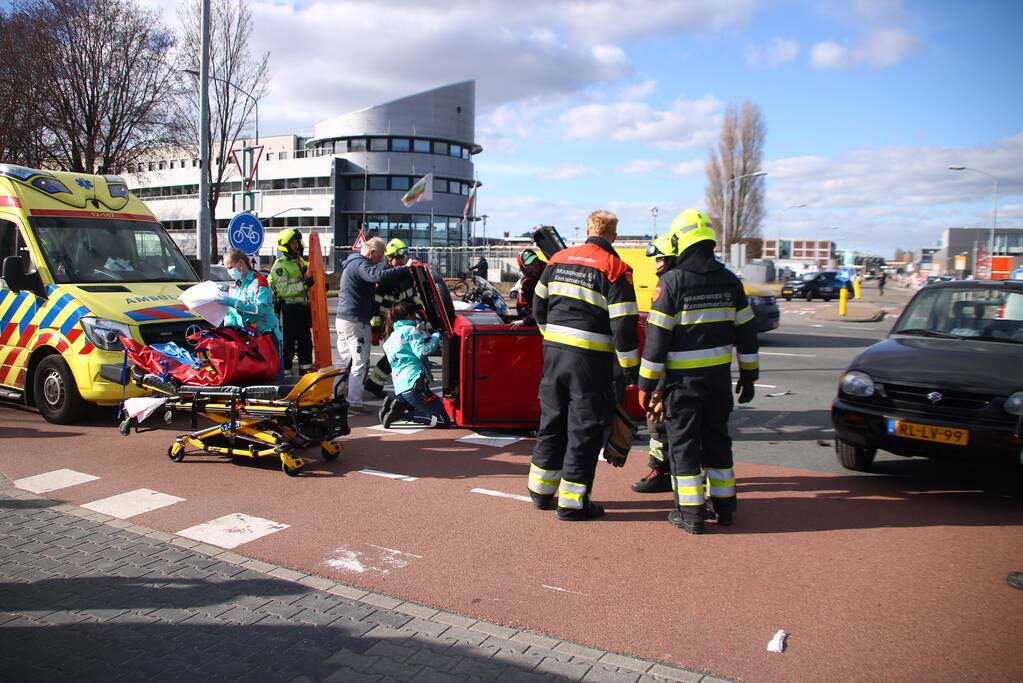 Bestuurder landt op zijn kant met Canta