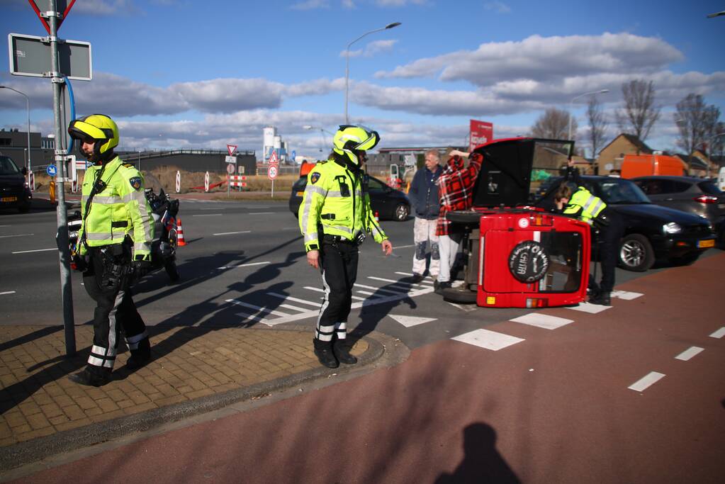 Bestuurder landt op zijn kant met Canta