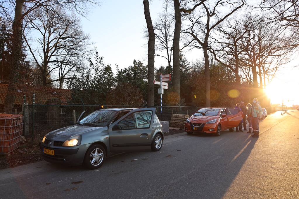 Schade bij botsing tussen meerdere voertuigen
