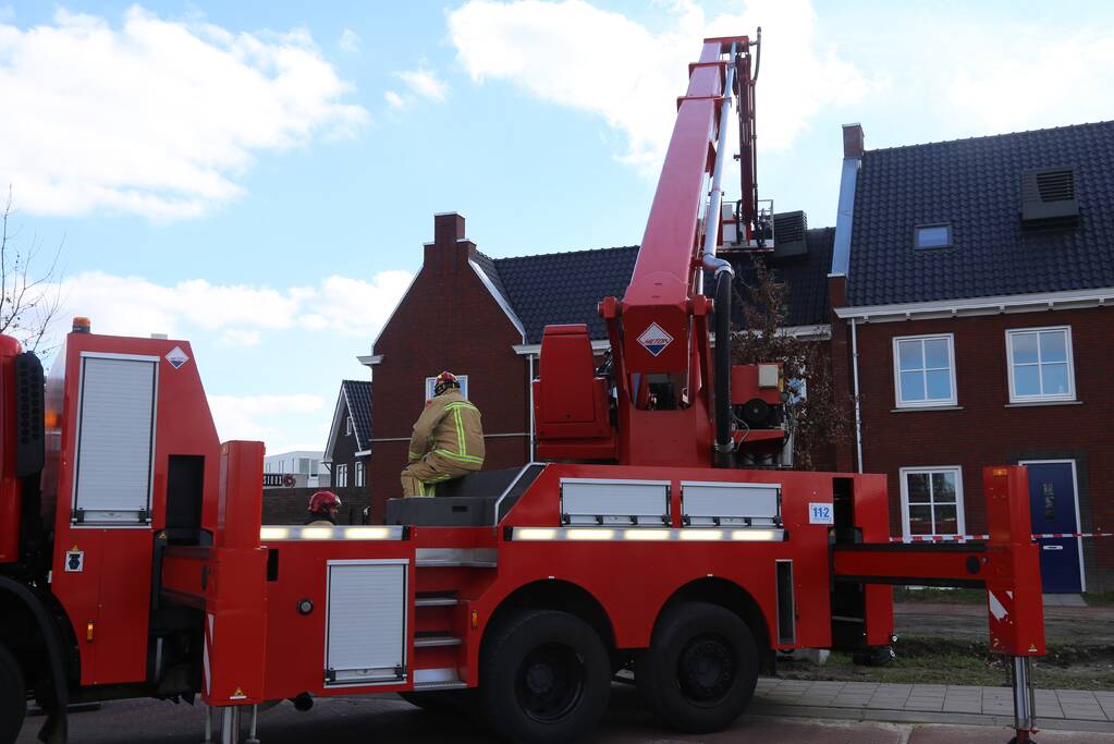 Veel rook bij brand in woning