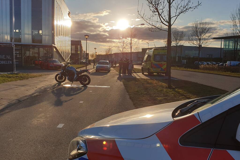Motorrijder raakt gewond na val