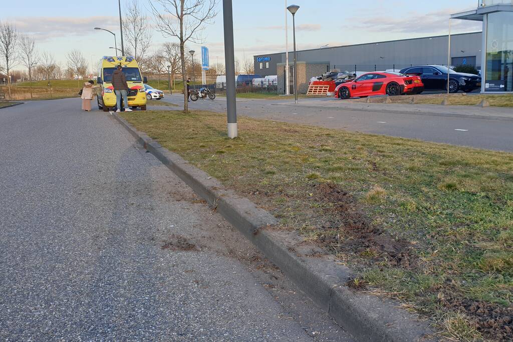 Motorrijder raakt gewond na val