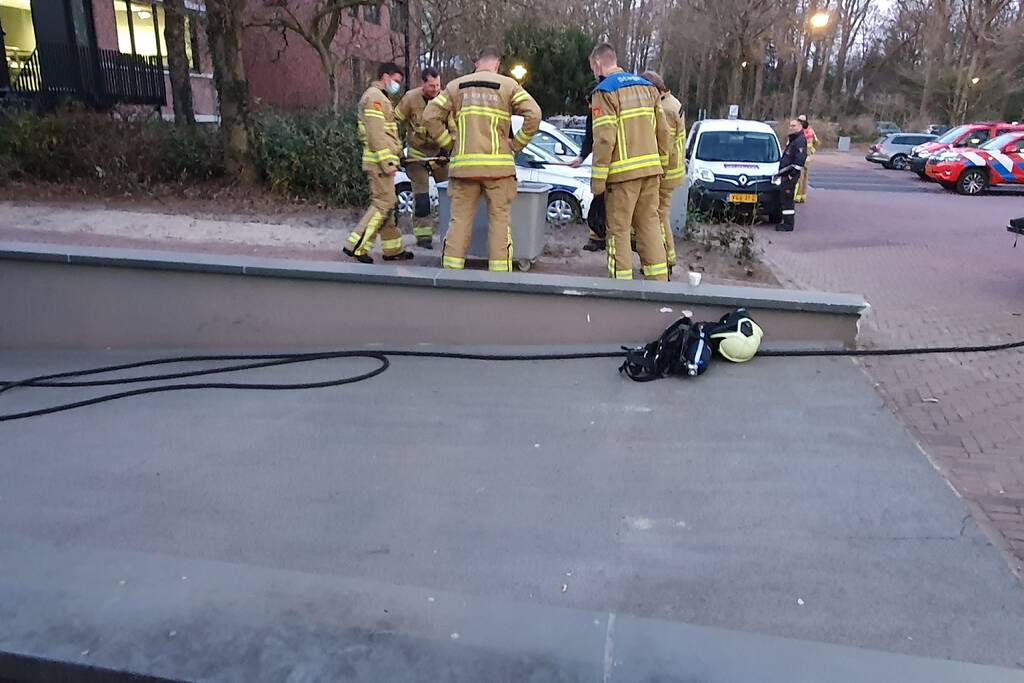 Metingen verricht na hinderlijke lucht in gemeentehuis