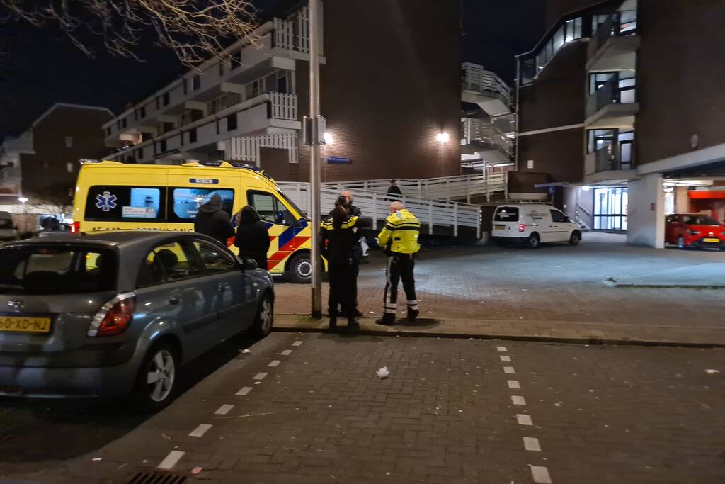 Scooterrijder komt in botsing met voetganger