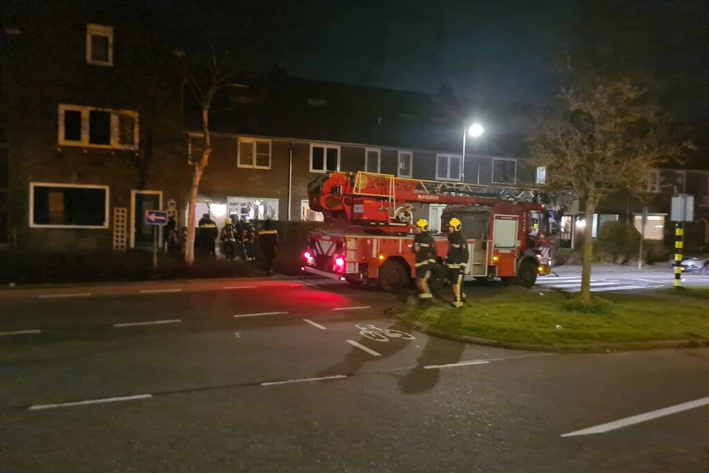 Brand in schoorsteen van woning