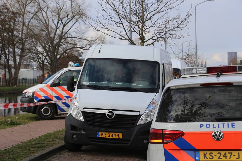 Lichaam aangetroffen in water