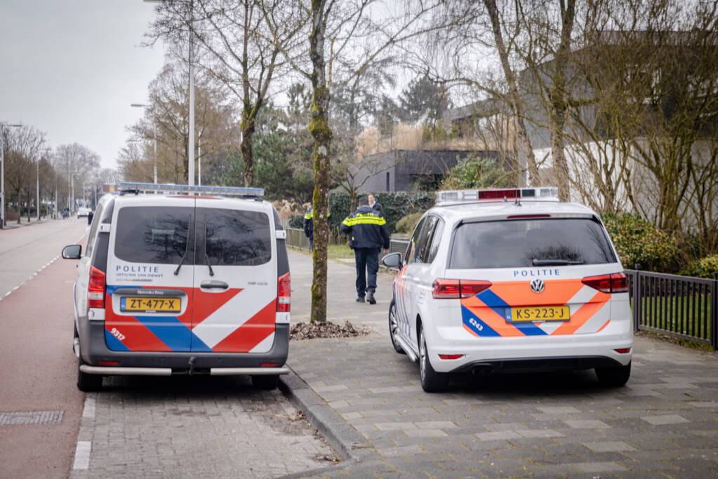 Gewonde bij steekpartij naast supermarkt