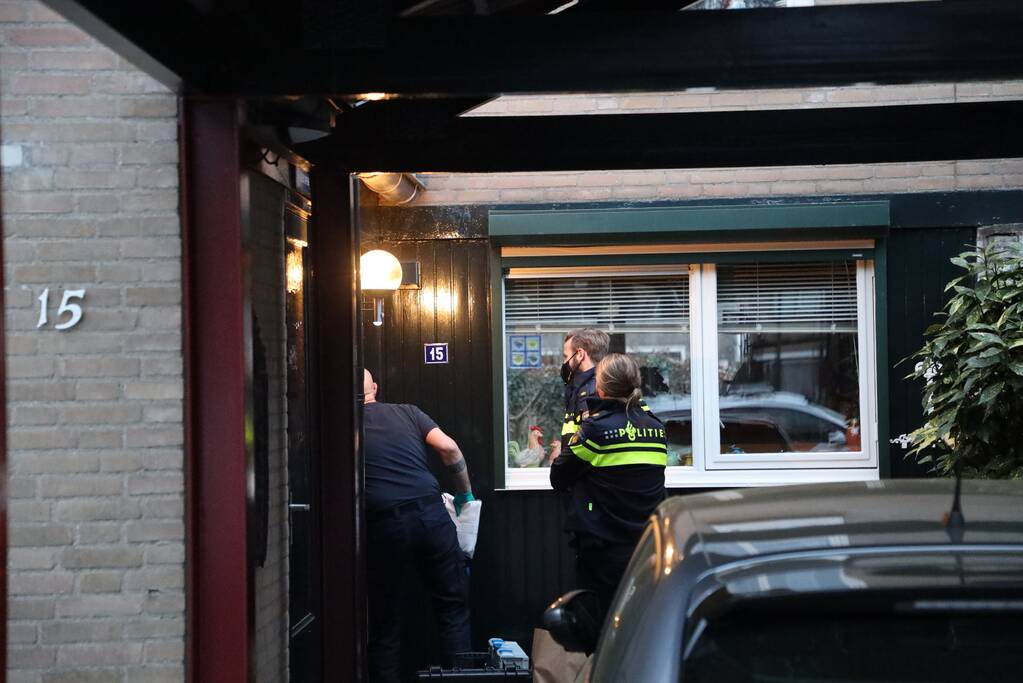 Overleden persoon aangetroffen in woning