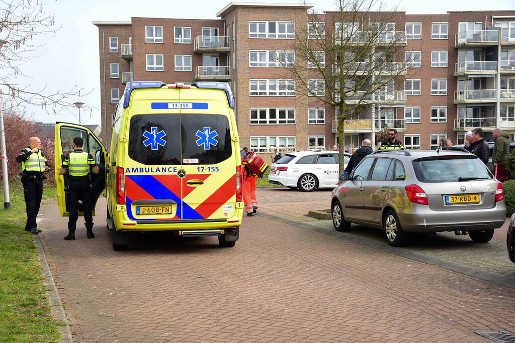 Man ernstig gewond na val van dak in Vrijheidsakker