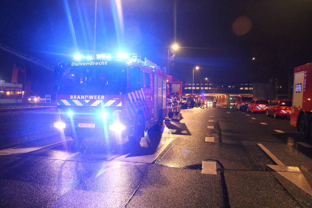 Uitslaande brand in Westelijk Havengebied