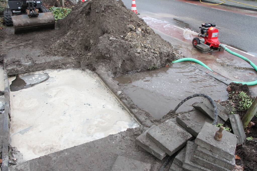 Huishoudens zonder water door gesprongen waterleiding