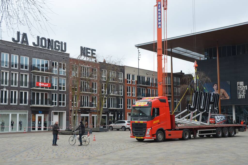 Karakteristieke belettering gaat verhuizen