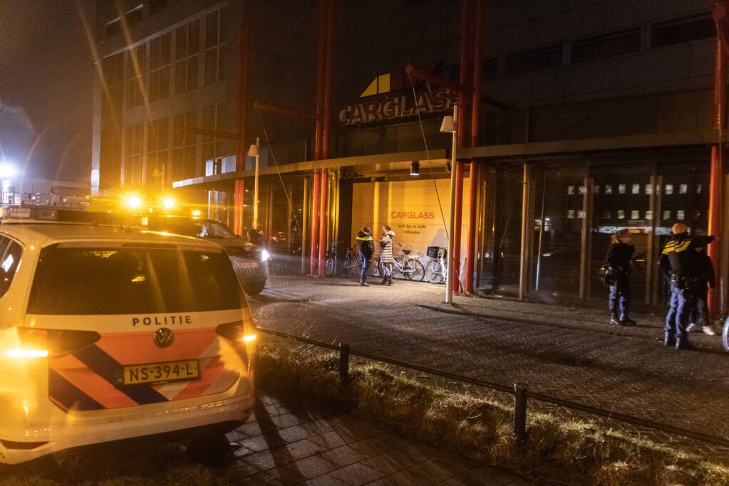 Jonge vrouw gewond na mishandeling