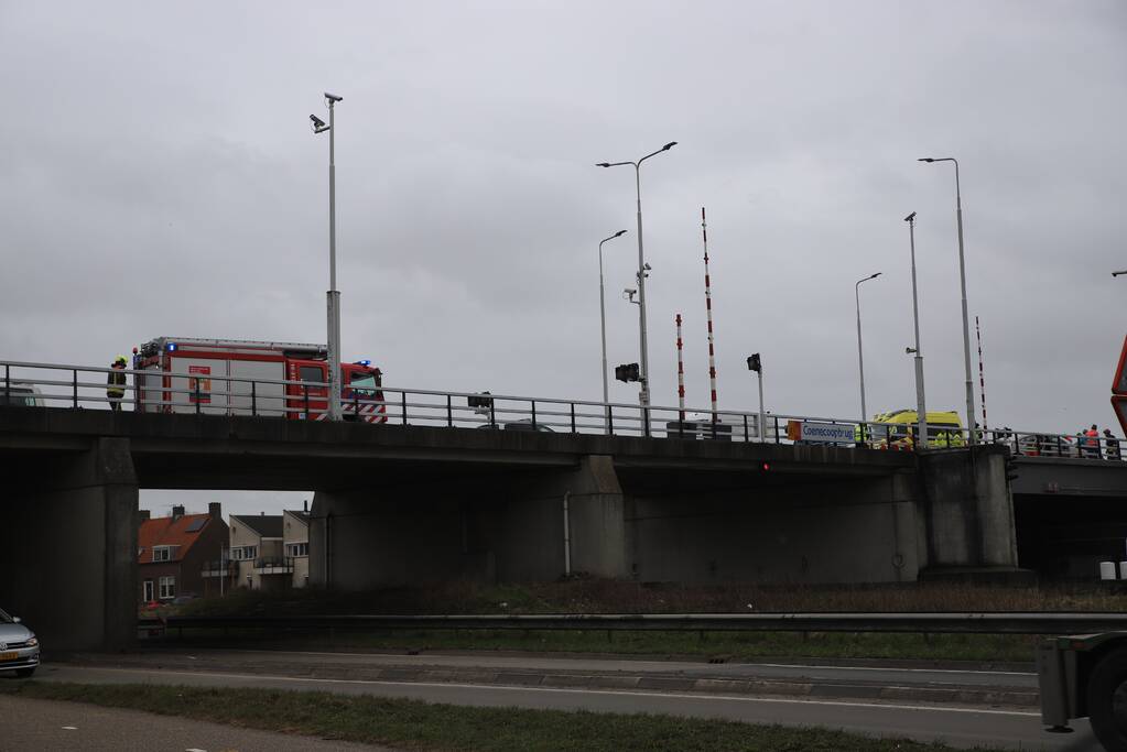 Ernstig ongeval op Coenecoopbrug