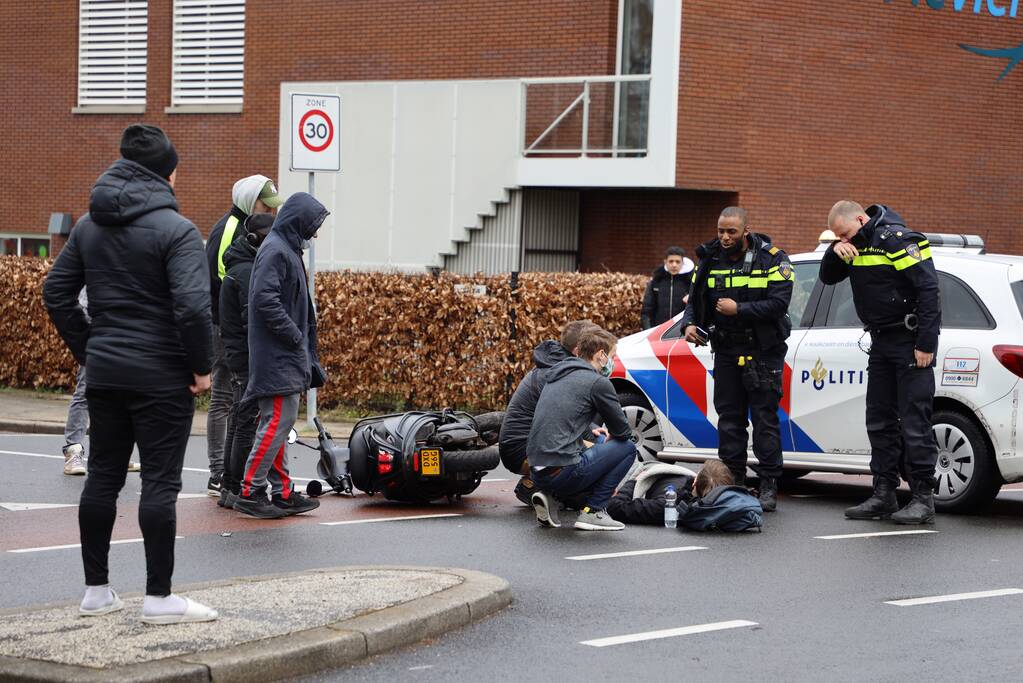 Brommerrijder gewond bij ongeval