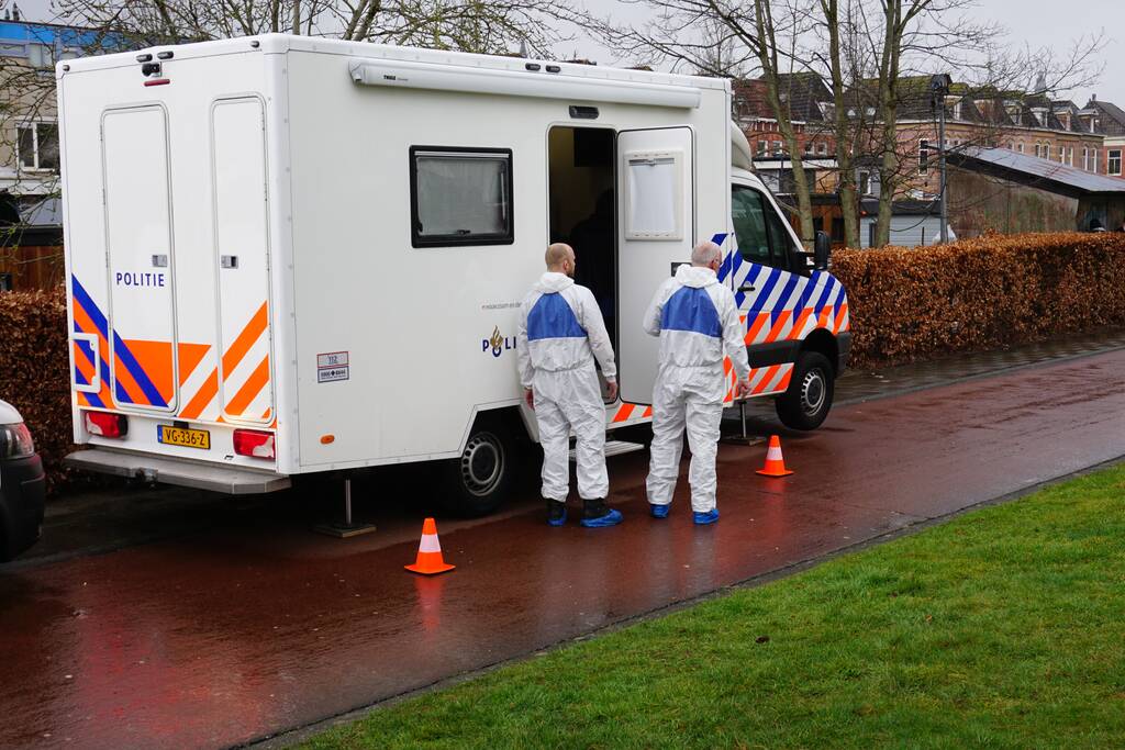 Onderzoek naar neersteken van twee agenten