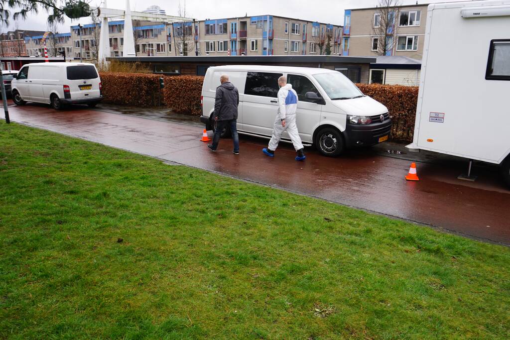 Onderzoek naar neersteken van twee agenten