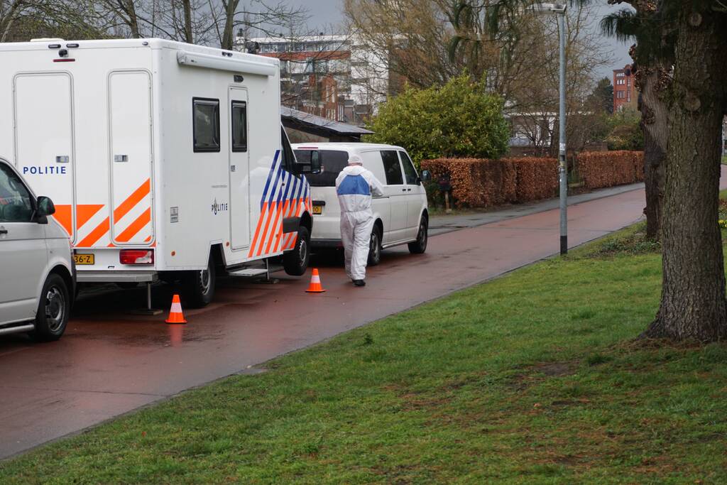 Onderzoek naar neersteken van twee agenten