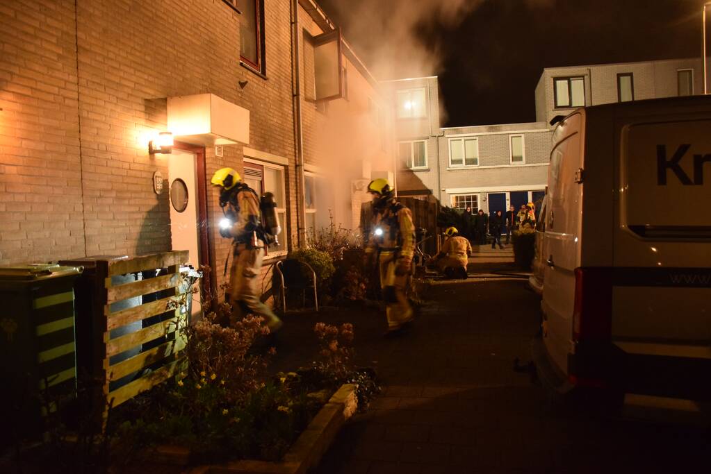 Forse rookontwikkeling bij woningbrand