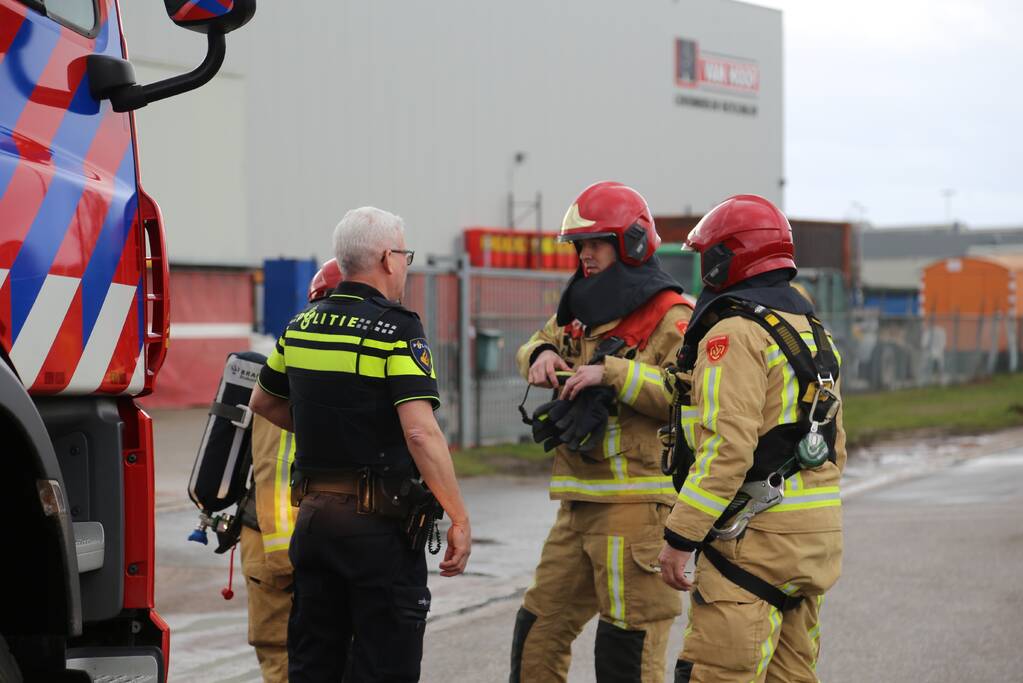 Grote brand bij autosloperij