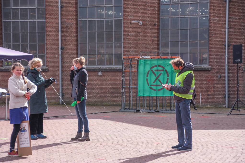 Klimaatdemonstratie bij Wagenwerkplaats