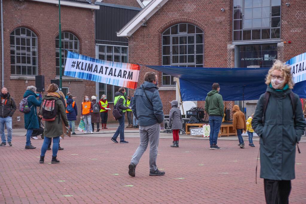 Klimaatdemonstratie bij Wagenwerkplaats
