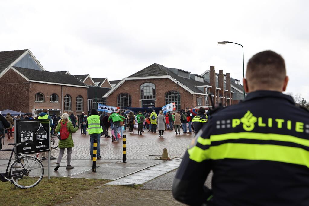 Klimaatdemonstratie bij Wagenwerkplaats