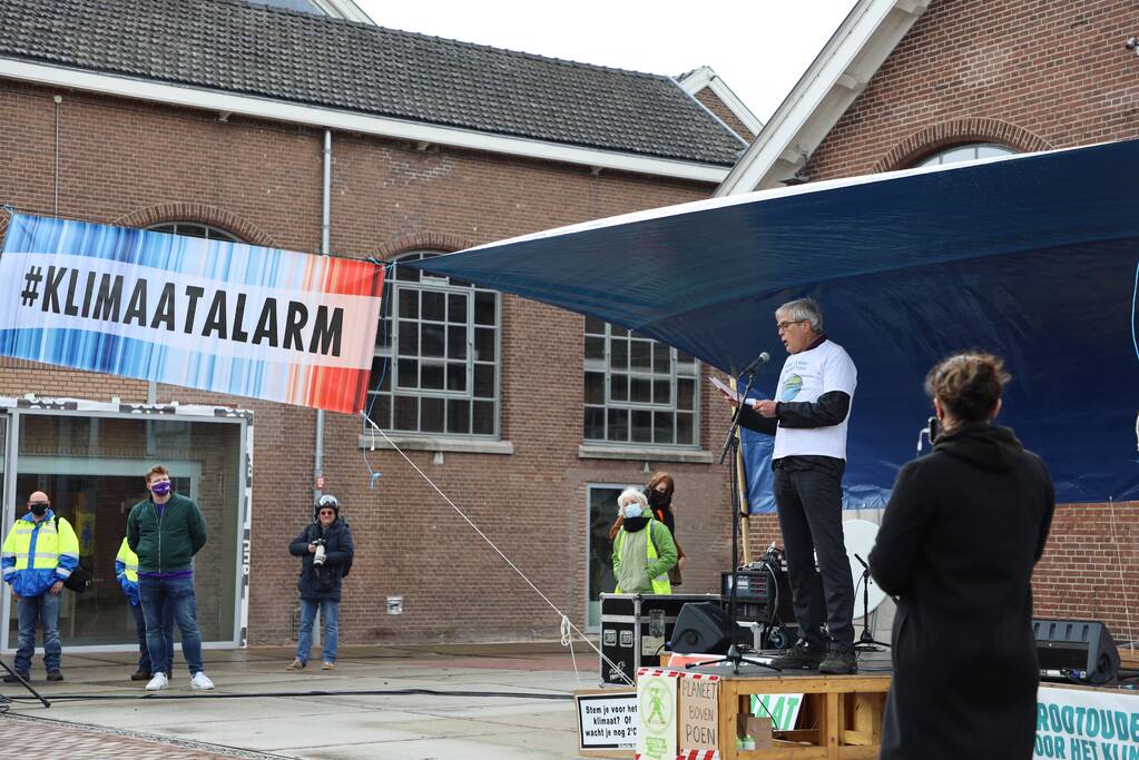 Klimaatdemonstratie bij Wagenwerkplaats