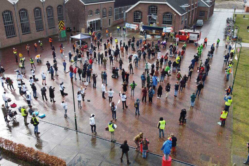 Klimaatdemonstratie bij Wagenwerkplaats