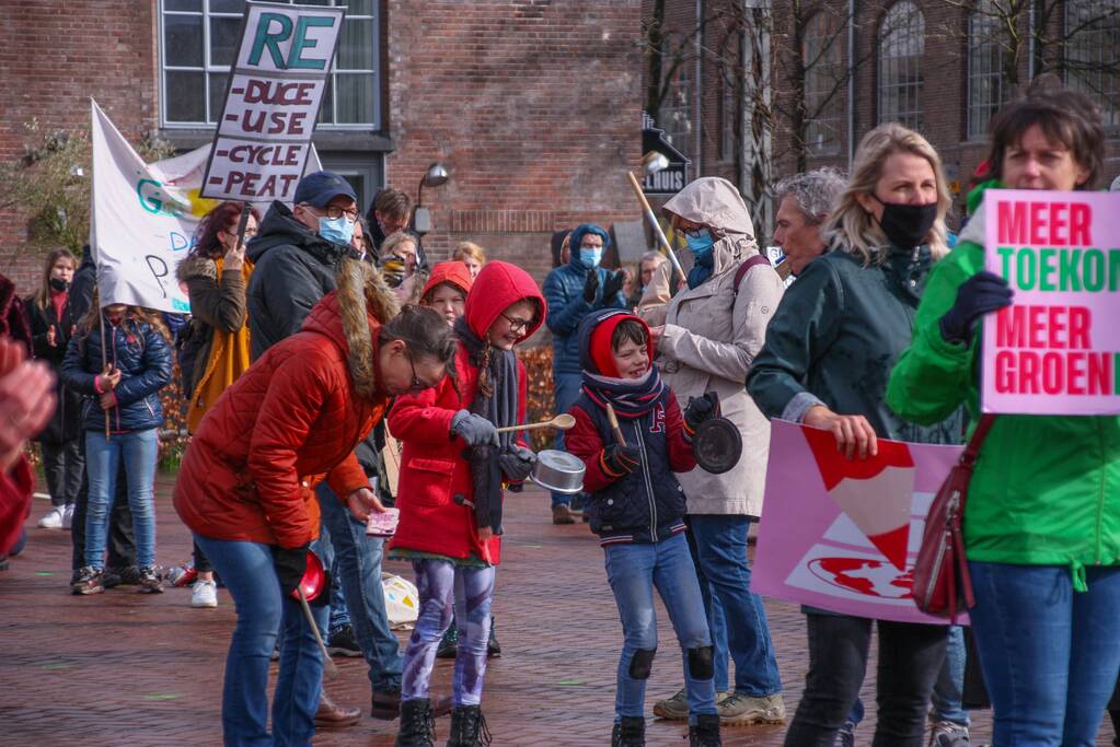 Klimaatdemonstratie bij Wagenwerkplaats