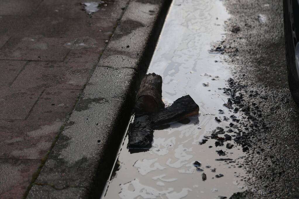 Schoorsteenbrand snel geblust