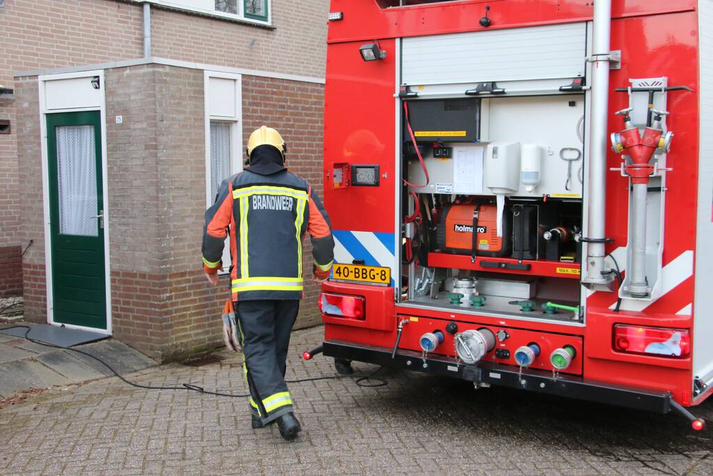 Brand in oven van woning