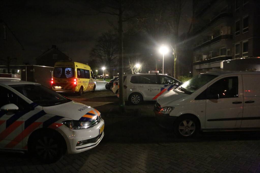 Gewonde na steekpartij in woning