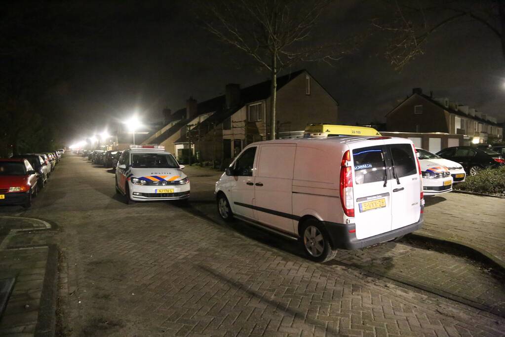 Gewonde na steekpartij in woning