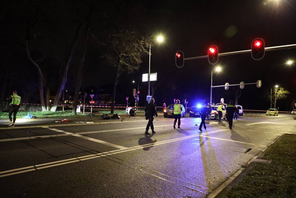 Scooterrijder overleden bij aanrijding met auto