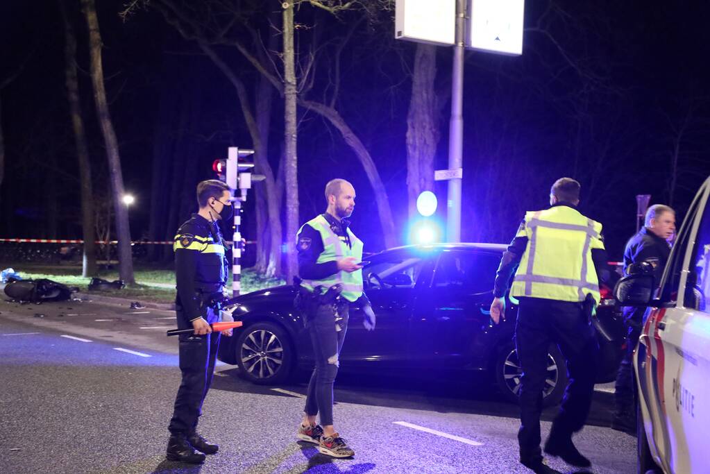 Scooterrijder overleden bij aanrijding met auto