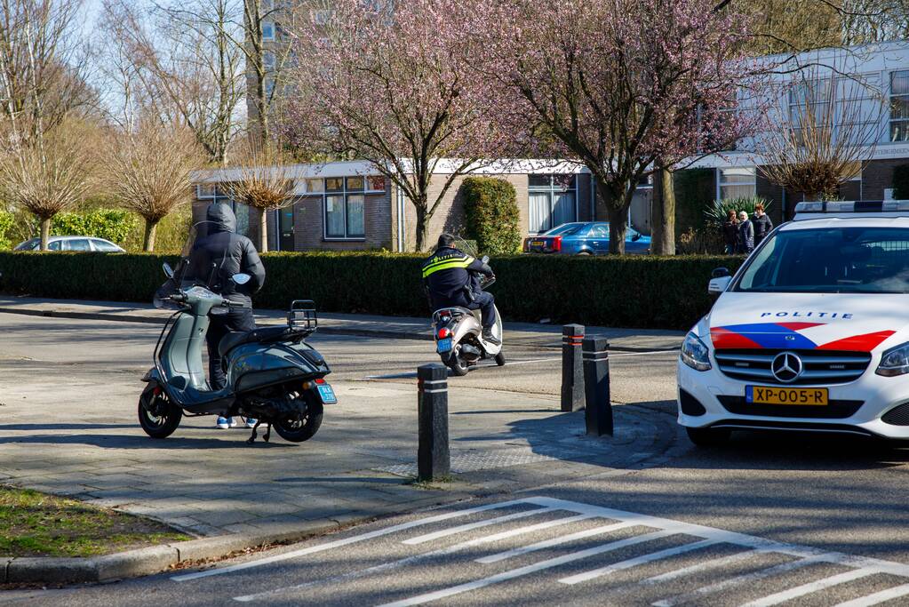 Man op leeftijd botst op voorganger