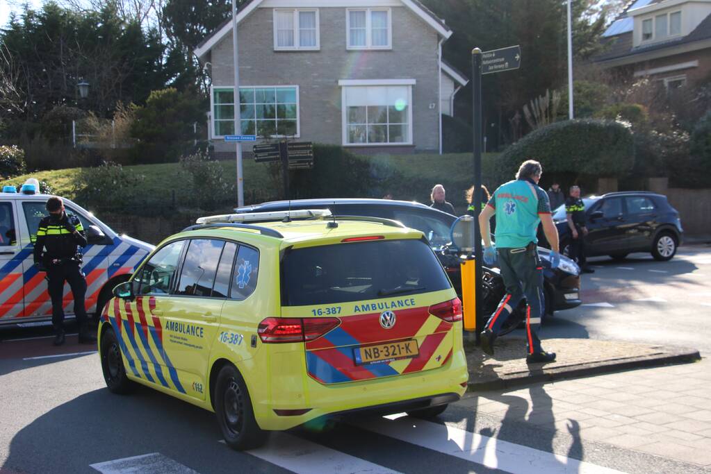 E-biker gewond bij aanrijding op beruchte kruising