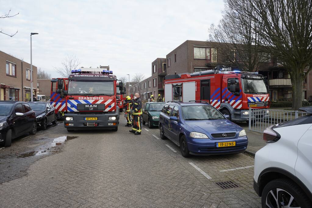 Enorme schade bij uitslaande woningbrand