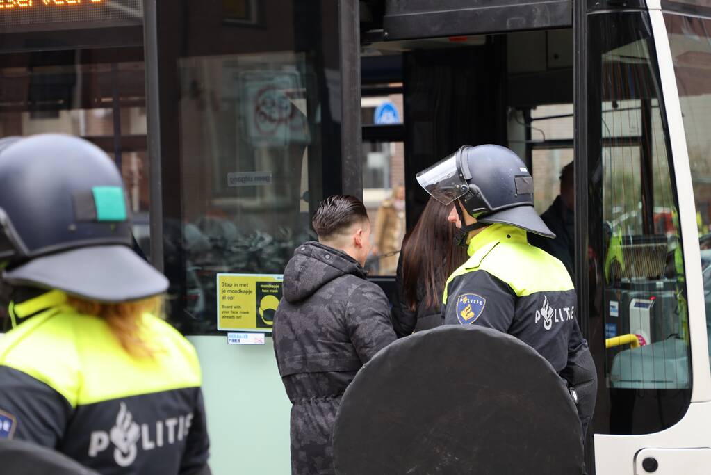 Opnieuw verzamelen demonstranten zich op het Museumplein
