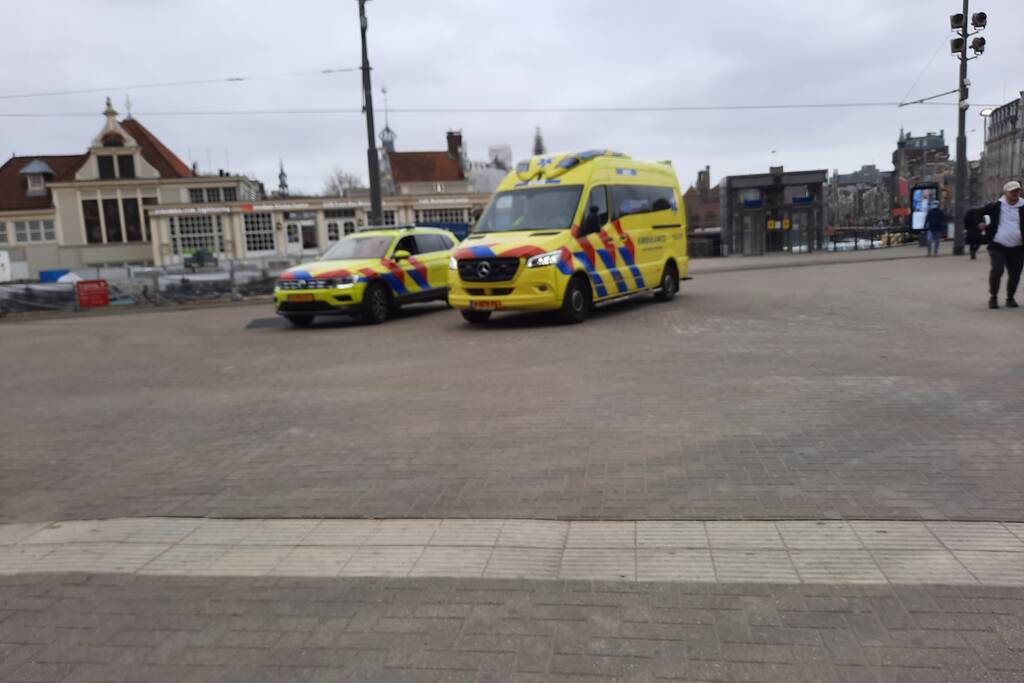 Centraal station ontruimd na aantreffen verdacht pakket