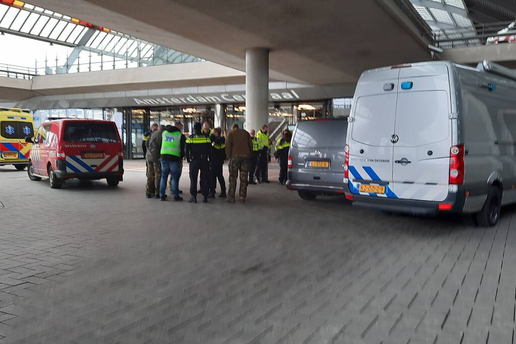 Centraal station ontruimd na aantreffen verdacht pakket