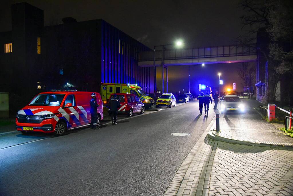 Veel rookontwikkeling bij brand in kantoorpand