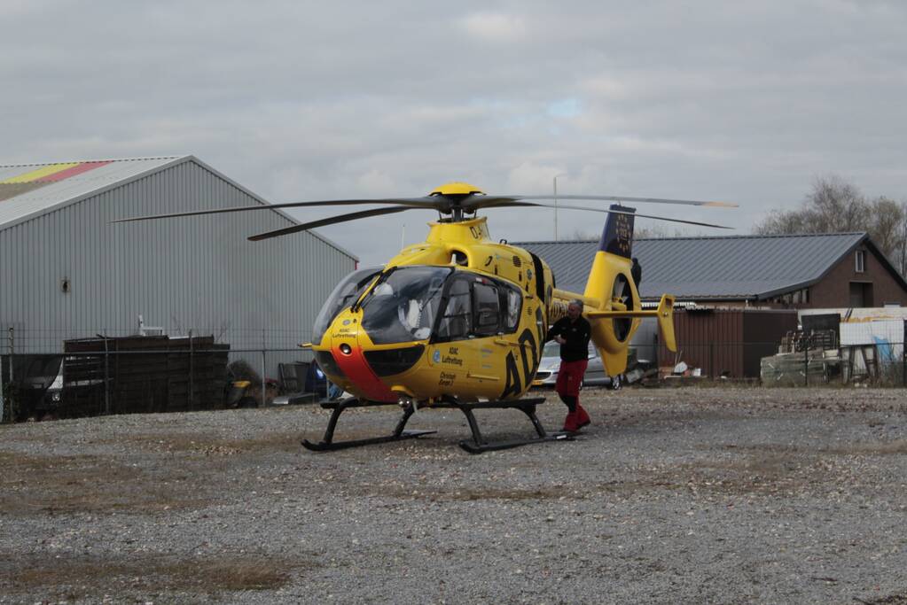 Grote uitslaande brand in loods