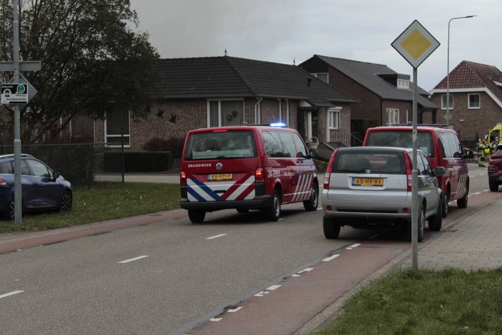 Grote uitslaande brand in loods
