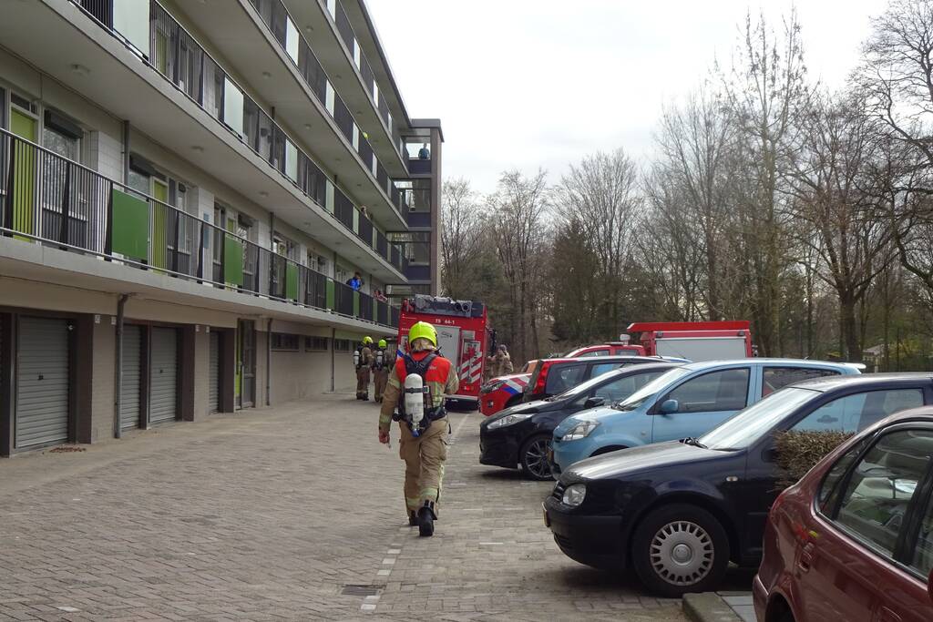 Brand in flatwoning snel geblust