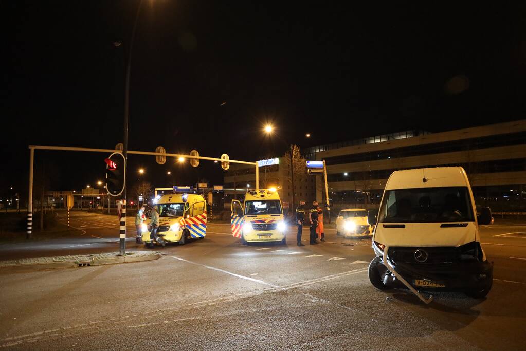 Forse schade bij frontale aanrijding