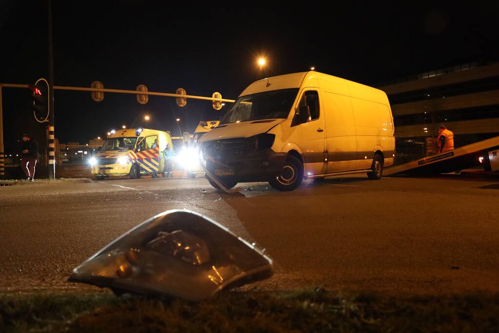 Forse schade bij frontale aanrijding