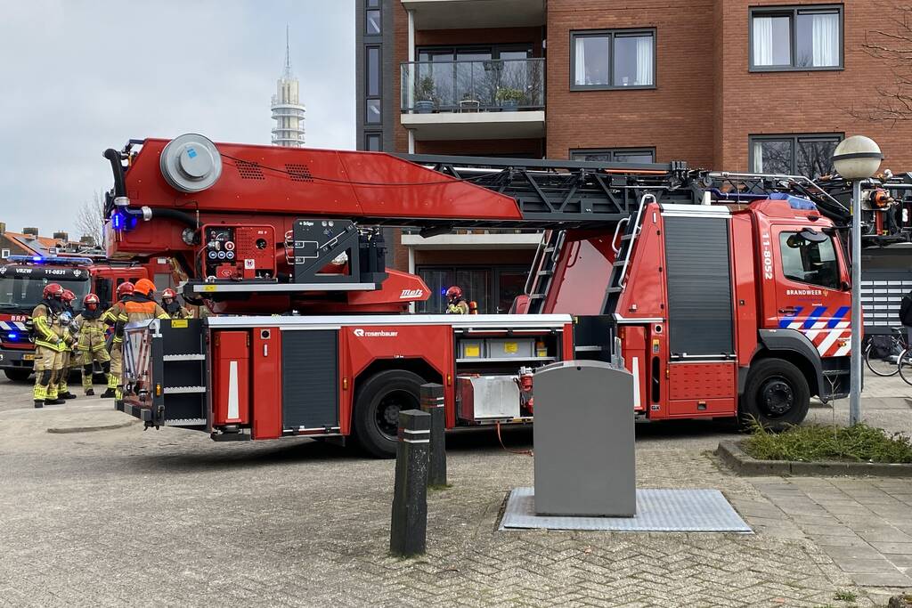 Vlam in de pan zorgt voor brand in appartement